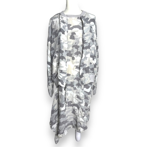 Pure Dkny camouflage silk set dres and jacket vintage size small - Picture 1 of 12